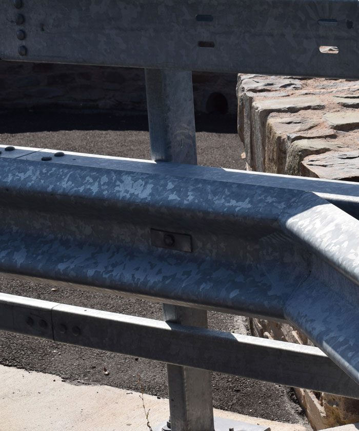 killeen-supplies-products-crash-barriers-gallery-02